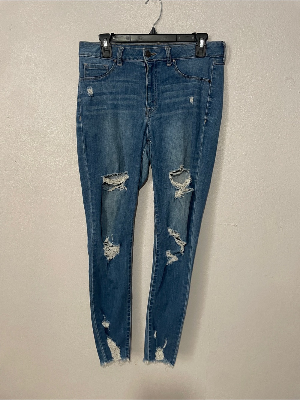 Blue Distressed Women's Skinny Jeans